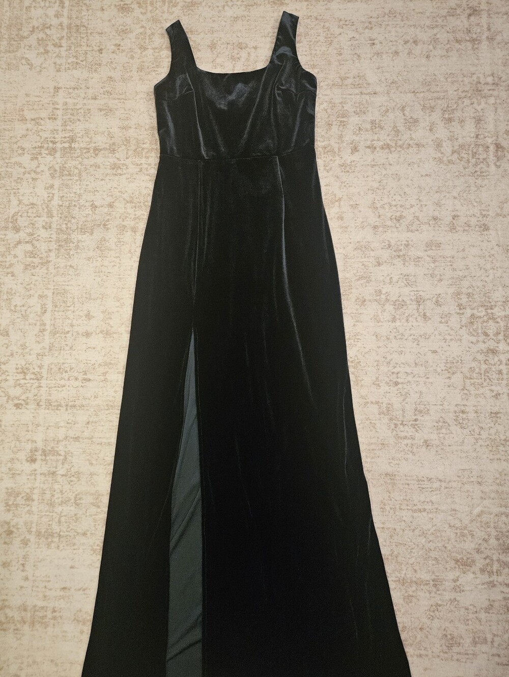 Emerald Green Velvet Evening Gown with Square Neck